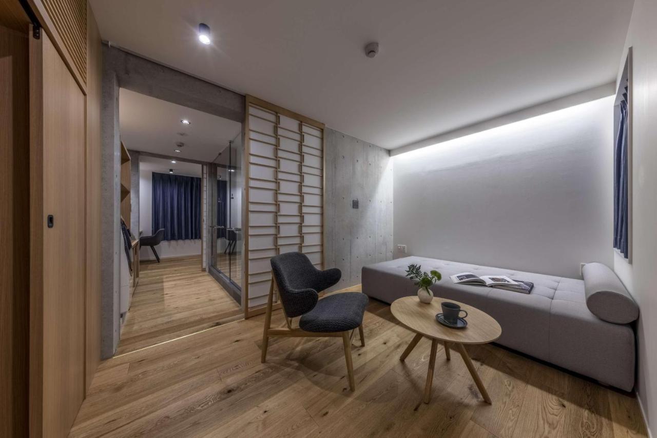 Spatium Ginza Pony Tokyo Exterior photo